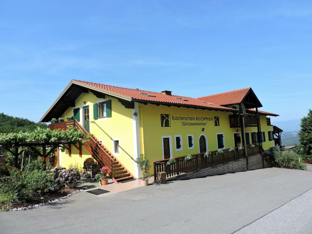 Gaestezimmer Klopfer Sankt Johann im Saggautal Exterior foto
